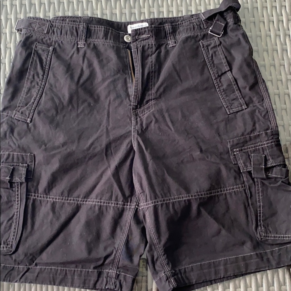 Men’s tommy bahama cargo shorts size 38